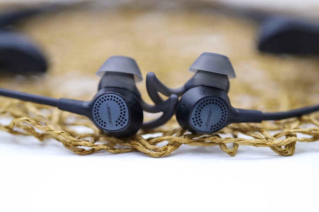 十一级降噪无压力boseqc30颈挂式消噪耳机体验