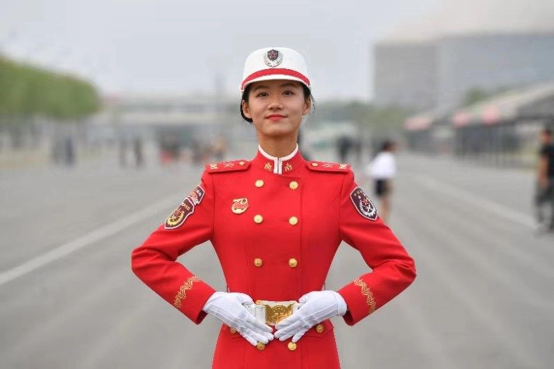 中传女民兵一次走过长安街一生难忘家国情