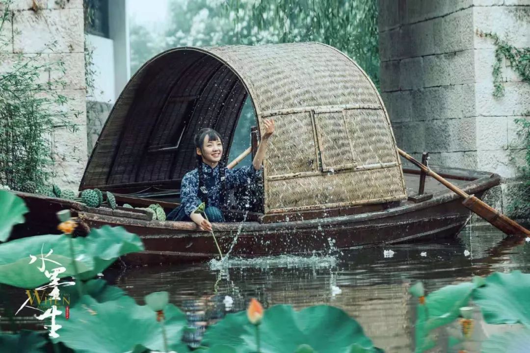 网剧《水墨人生》开播,水墨滤镜 主角颜值 水乡风景赞到爆!