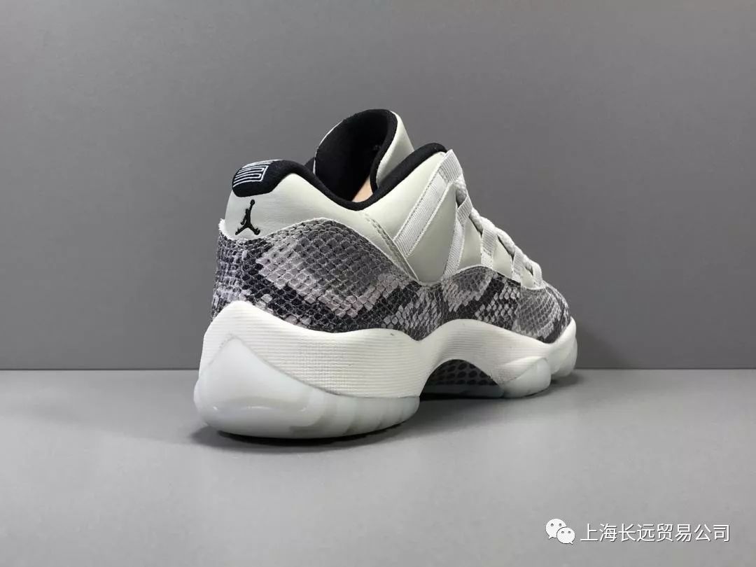 aj11白蛇retrolowle乔丹11代