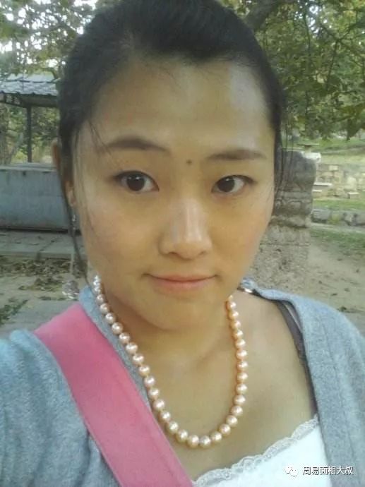 女孩有个眉心痣好不好