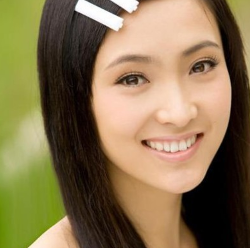 在07年的时候,因饰演《血色湘西》中的女一号田穗穗