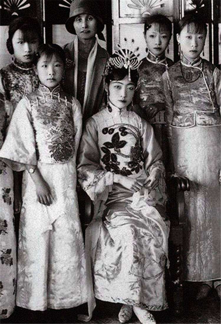 清朝妃子的真实照片图1光绪帝的宠妃图4奇女子文绣