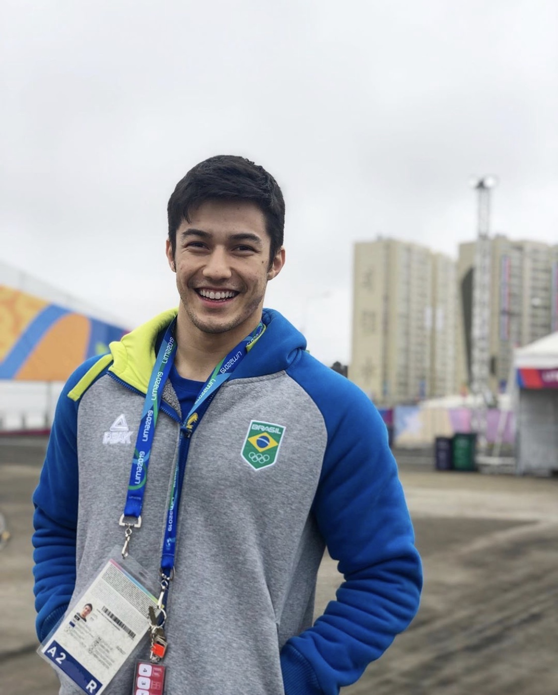 毕竟大家冲的都是一片网,在arthur nory刚进入大众视野,就找到了关于