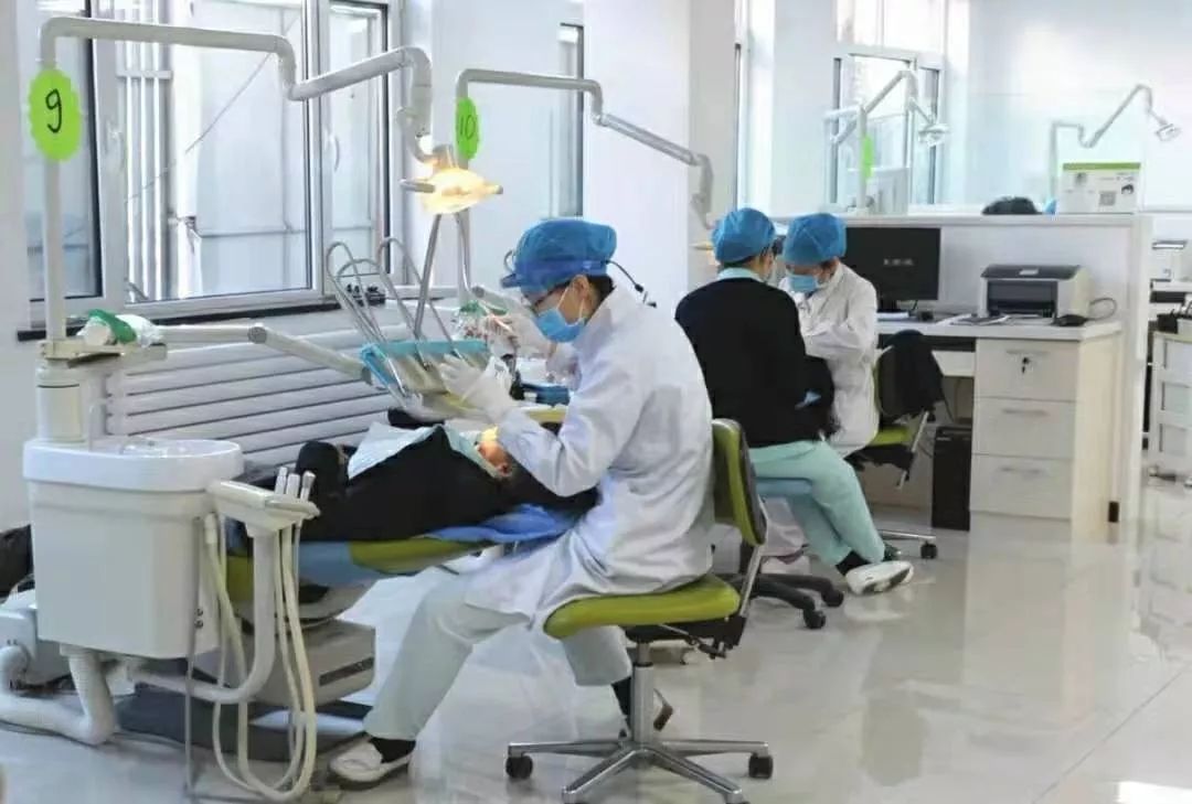 包含北京大学口腔医院热门科室优先跑腿代处理住院的词条