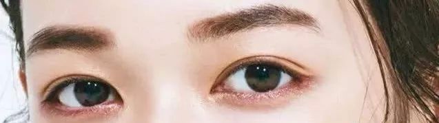 我们古代不就有"丹凤眼","桃花眼"各种说法吗?