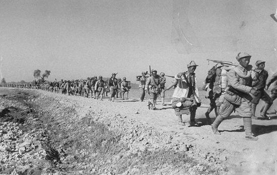 原创辽沈战役到了决胜关头塔山阻击战双方军队必要殊死拼搏