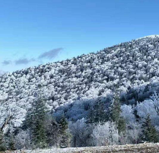 醉美高山雾凇景惊现北大湖壶银色天地尽显磅礴