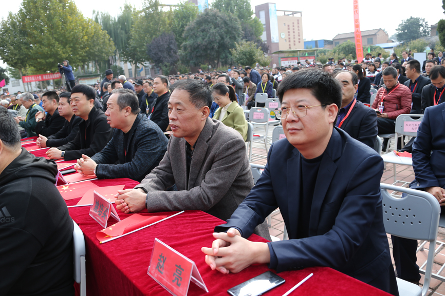 大荔朝邑中学80年校庆600校友回娘家重温难以割舍的校园情