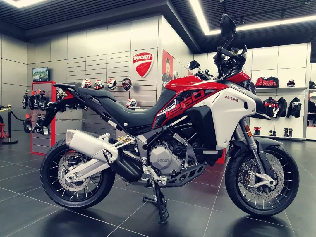 实拍越野电子鸟2019ducatimultistrada1260enduro
