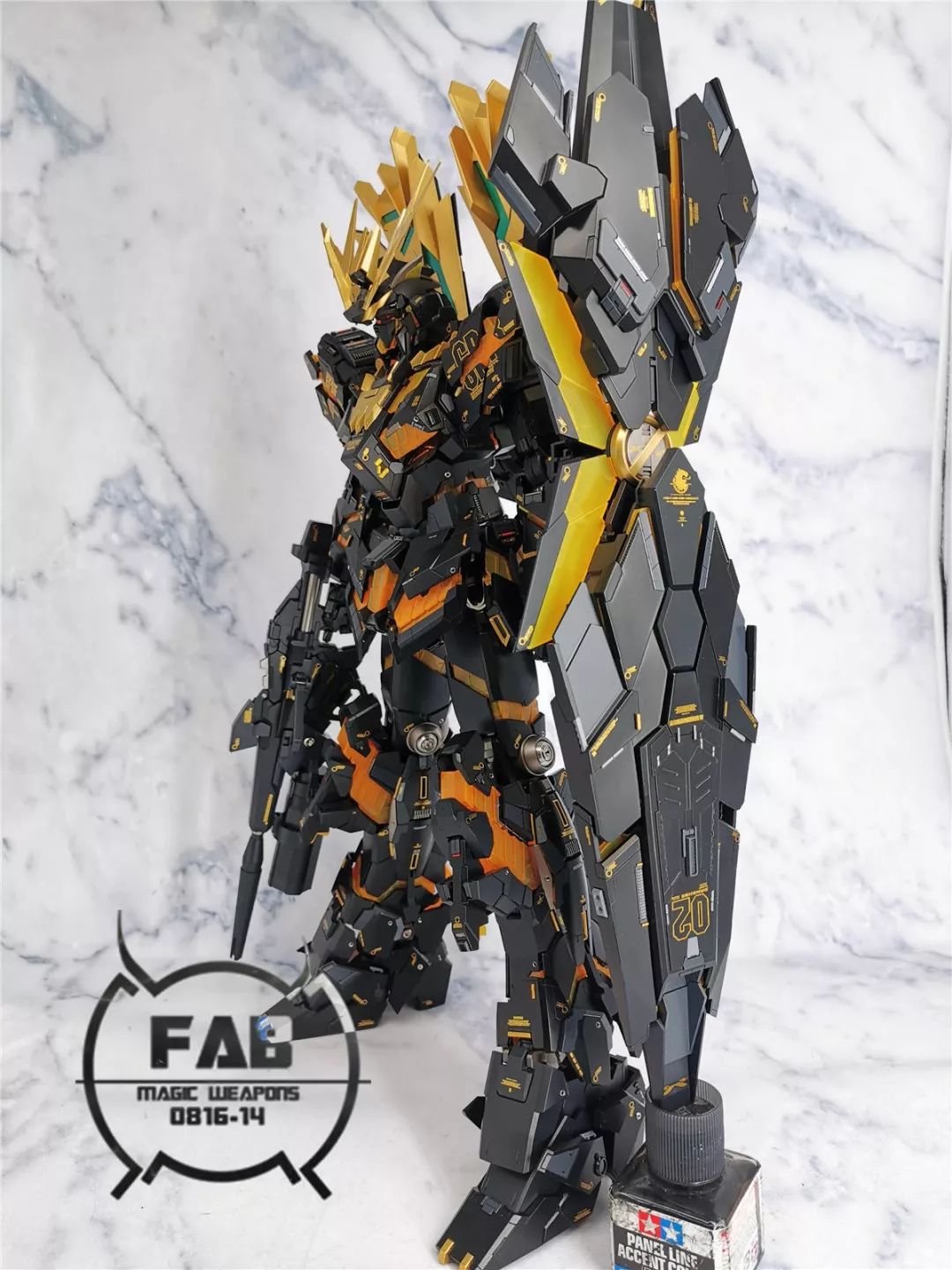 配合改件的pg报丧女妖制作黑金涂装的魅力