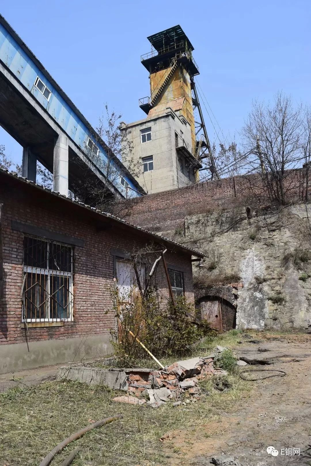 王石凹煤矿工业遗址一山一世界一石一行云