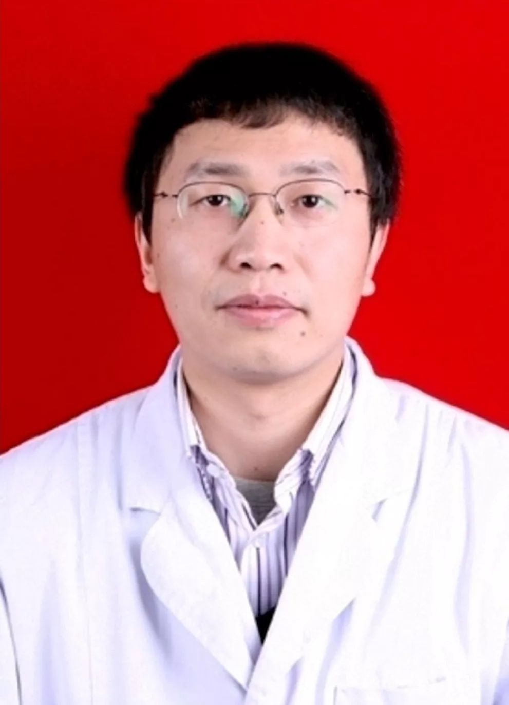 诚邀火箭军特色医学中心专家团队为海城地区广大群众进行肛肠疾病义诊