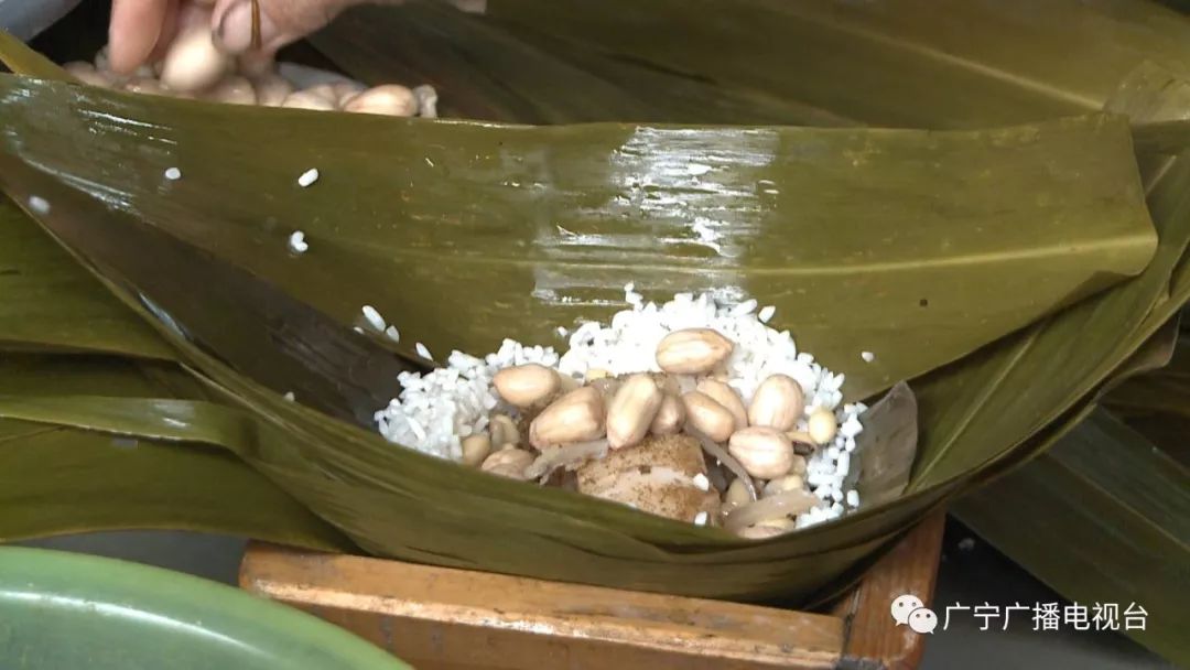 舌尖上的广宁传统美食大心粽