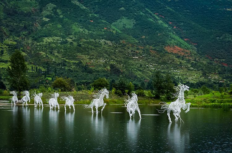 现场这座李健都打卡的网红地大理凤羽是如何以艺术附能乡村建设的这篇