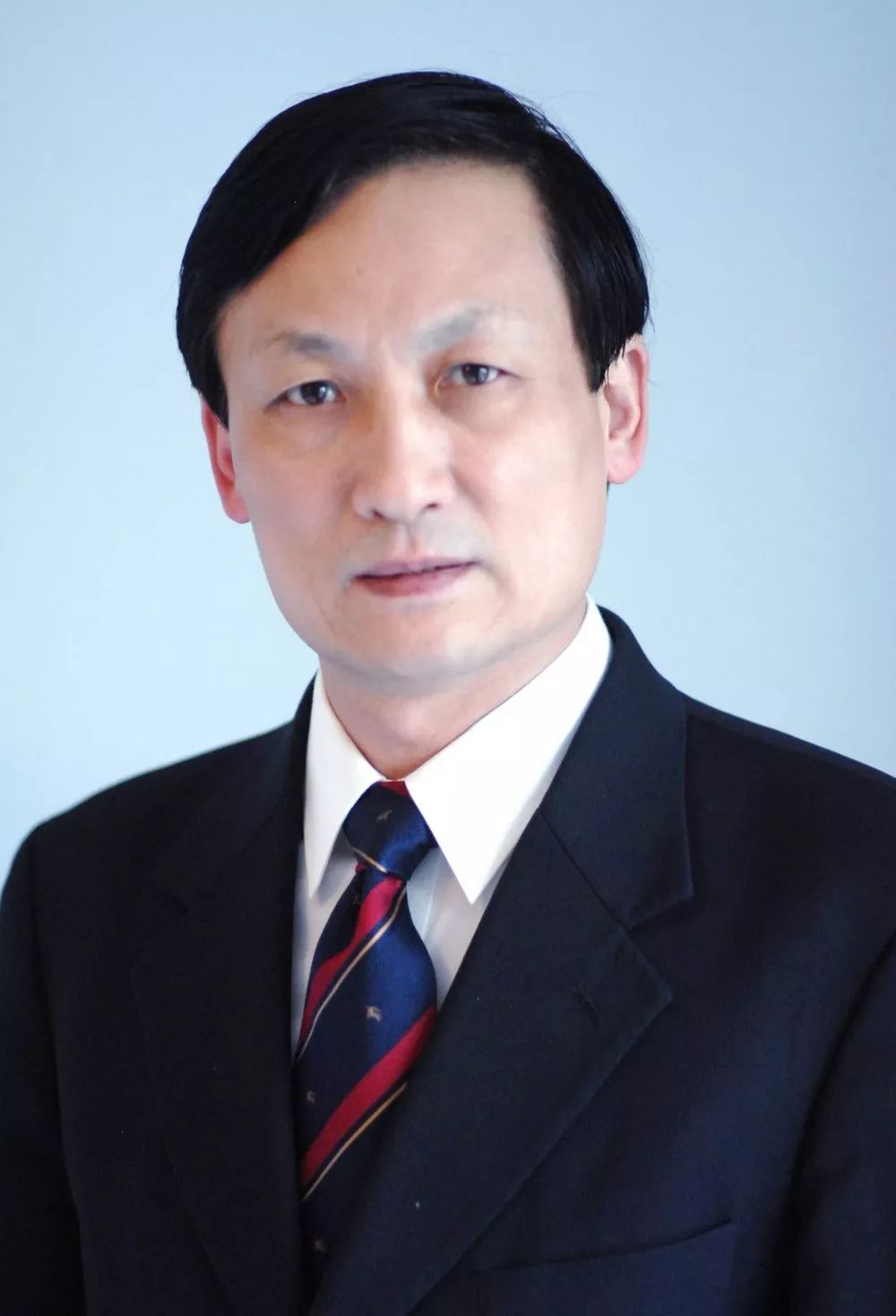 赵元立教授说,"3d打印出的手术模型分辨率不断增高,材料越来越