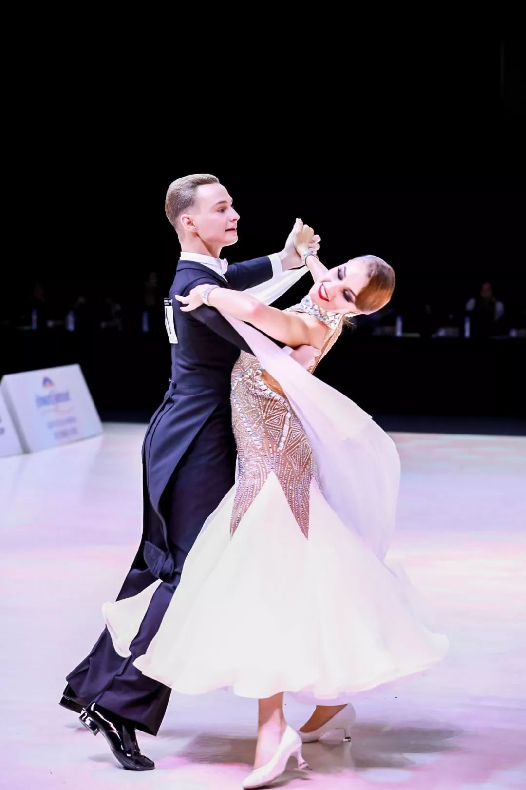2019年黑池舞蹈节甲a组摩登舞第二kyle taylor & izabela
