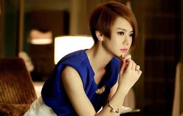 解忧| 女上司能力不足犯错,我是不是要继续当"背锅侠"