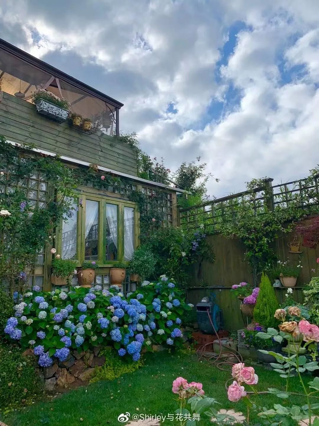 不赚钱只种花适合逃离的5家花园民宿刷爆抖音