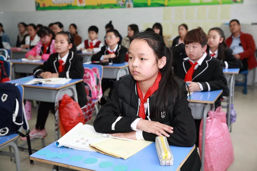 教师成长品和美课堂领略大师风采马莉老师赴郑州听课心得