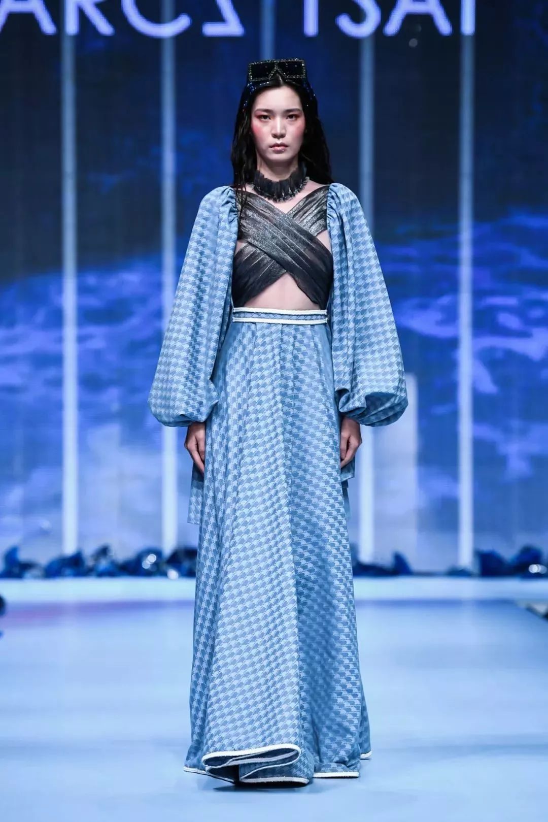 中国国际时装周2020春夏系列微力量学员引领时尚