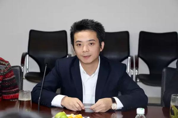 原创团贷网唐军与史玉柱如果吃一顿饭就能成功那成功也太容易了点