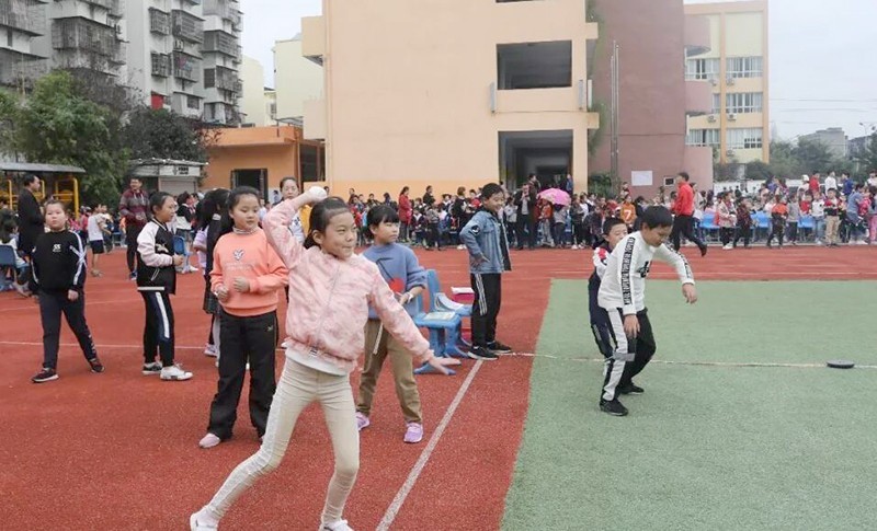 四川南充:城北小学举行2019年秋季运动会