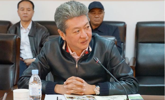 亚开行国投集团中投保携中外媒体赴科右前旗考察三聚环保秸秆炭化还田