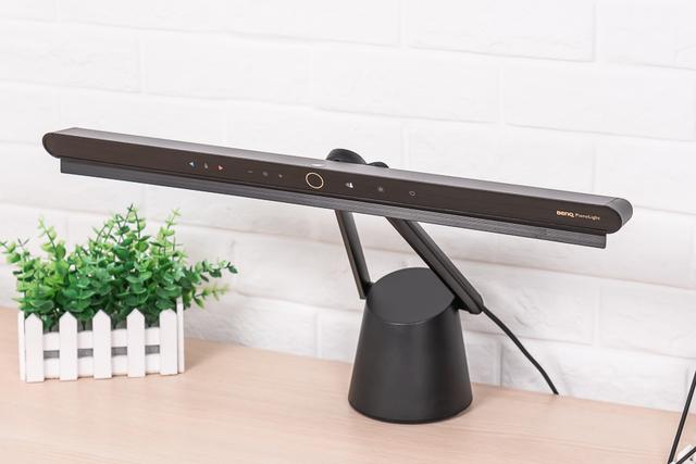 明基pianolight智能钢琴灯评测:孩子练琴的好伴侣