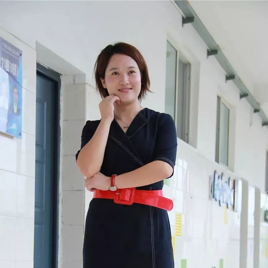 荣耀时刻万达初中四星级五星级班主任风采展示