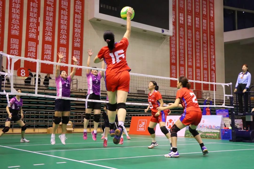 不忘初心61汇战湘江株洲清投612019年全国超级杯气排球联赛总决赛