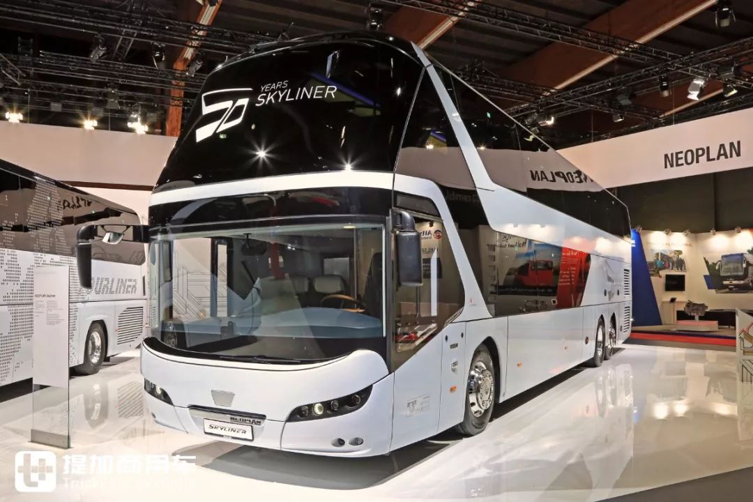 豪华大巴中的高端车型,带您回顾尼奥普兰skyliner系列车型的辉煌50余