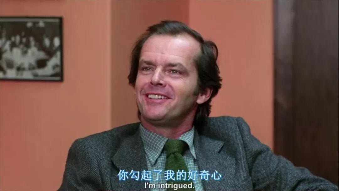 imintrigued. 你勾起了我的好奇心.2. intrigued adj.