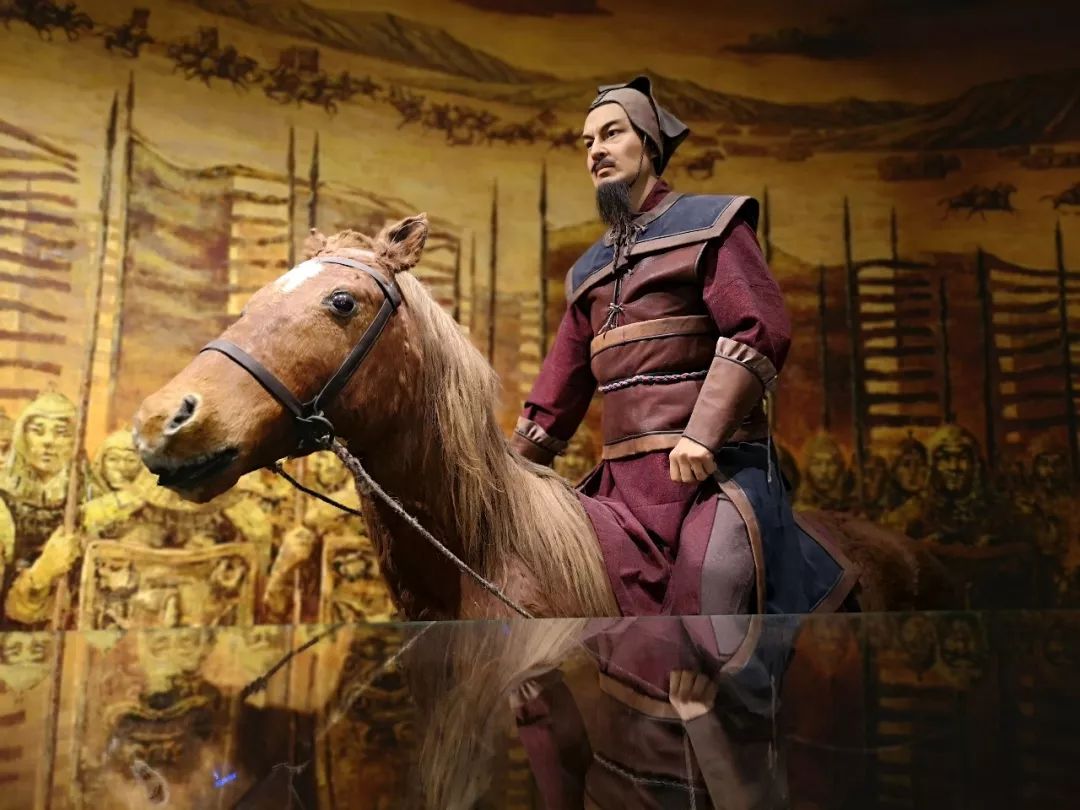 图为新疆出土的唯一有名字的干尸,名叫张雄,生于公元583年——633年