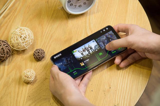 1高速内存不仅能让oppo a11装下海量照片视频与游戏文件,更是能借助极