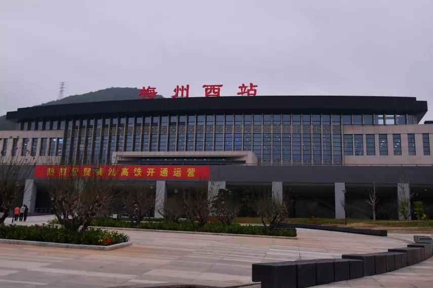 罚200记3分梅州西站新增一处电子监控设备抓拍违停