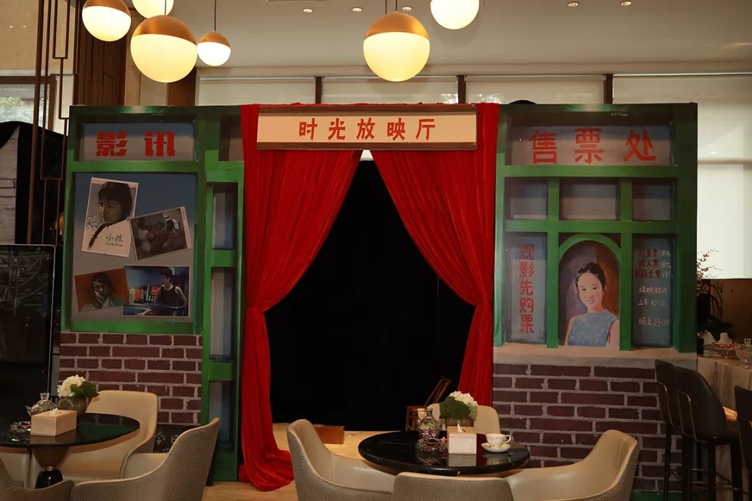 还有流动影院为了看一场电影,可以走很远的路来回忆放映室重温一下那