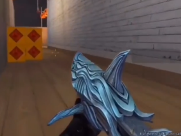 穿越火线:鲨鱼头冲锋枪登场,射速碾压死亡之眼,威力让女神心动