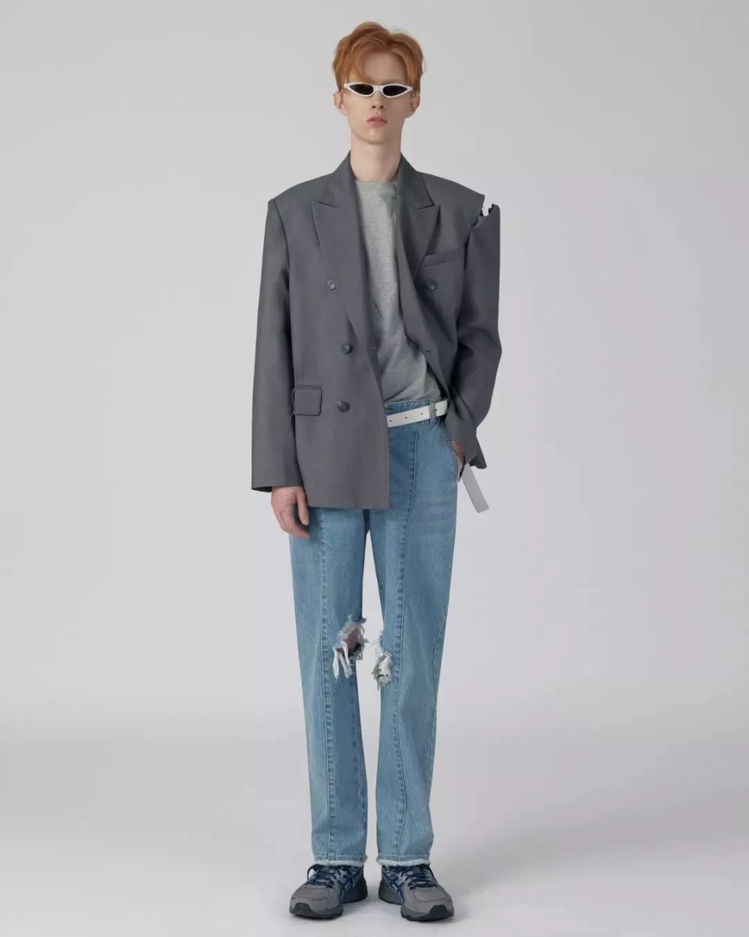 原创追寻布尔乔亚的足迹,酷女孩深秋都在穿的blazer!