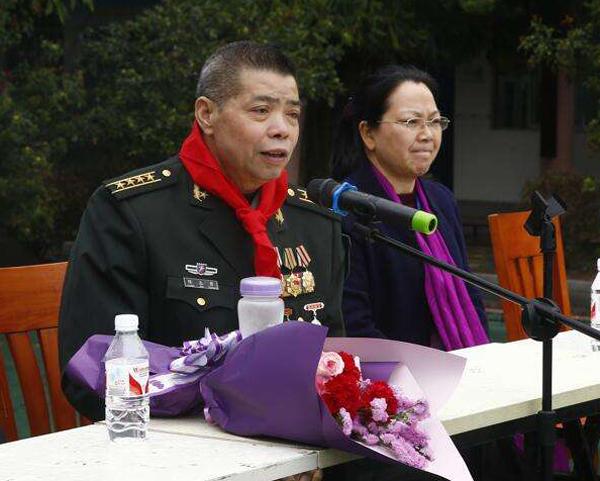 八十年代李向阳参战123次四次立一等功越军悬赏15万追杀