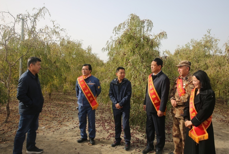 大国工匠全国巡讲走进新疆兵团第三师图木舒