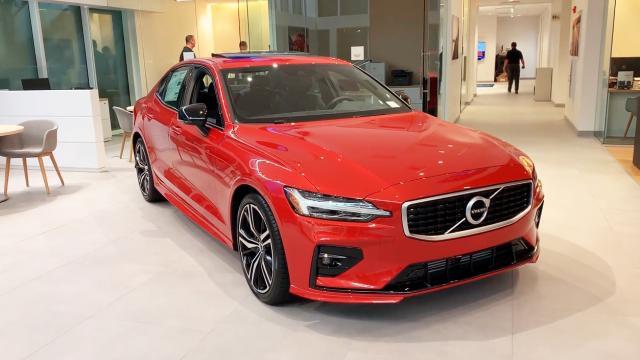 国产全新沃尔沃s60实拍图红色真靓设计真优雅