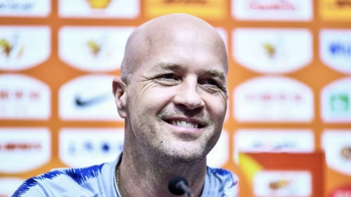 合同年底到期,加盟富力或许是一个好的选择!_克鲁伊夫