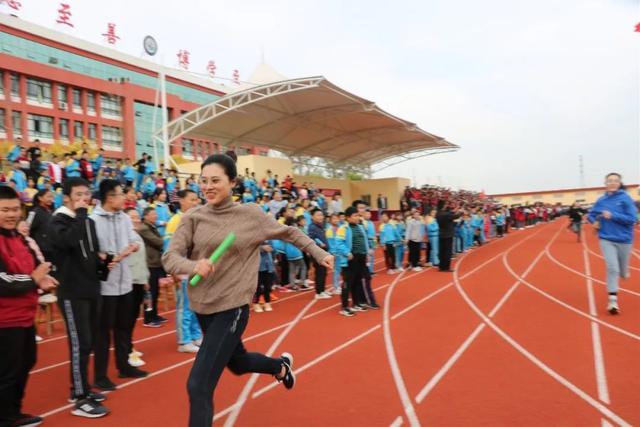 岚山区中楼镇初级中学怎么样?2019秋季运动会