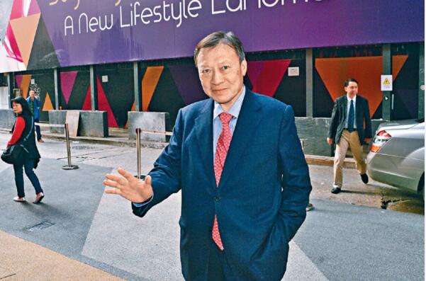 为得到百亿家产,他不惜将弟弟送入监狱,弟弟出狱后他已不在人世