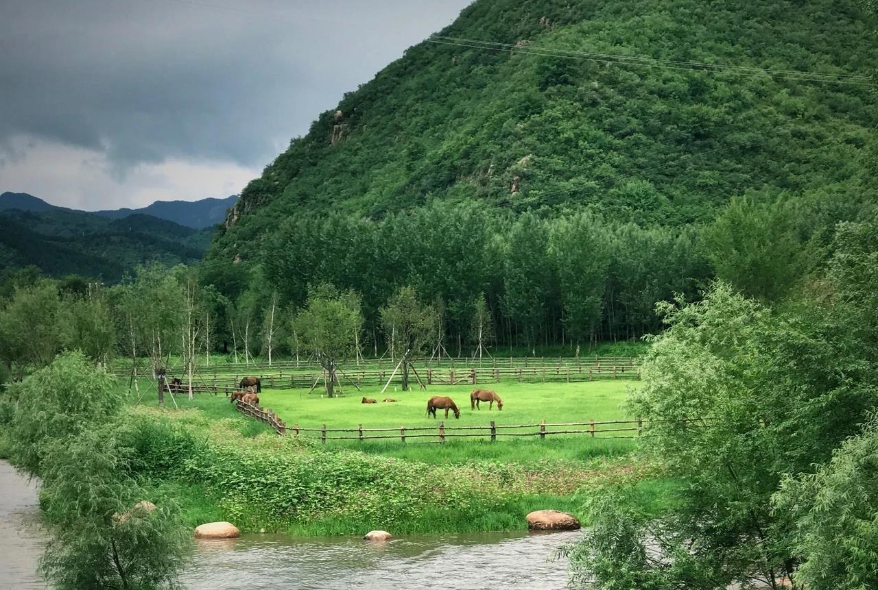 承德热河山谷图片