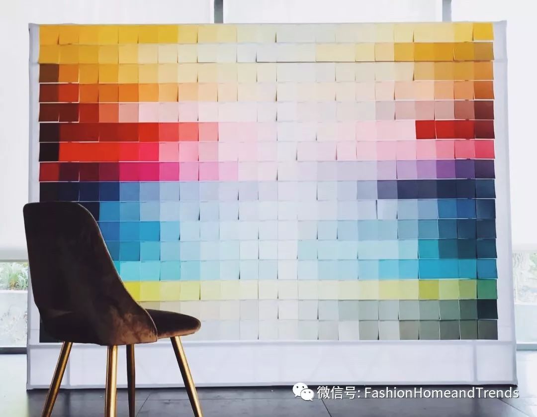 并且运用了很多专业的色卡