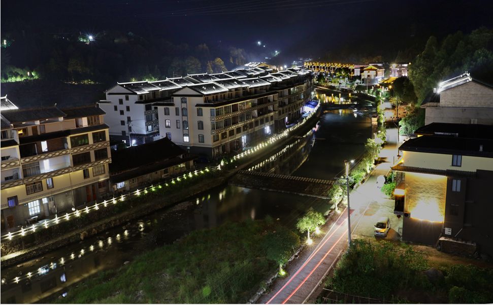 司前左溪村探索美丽特色村寨建设实现群众三大丰收