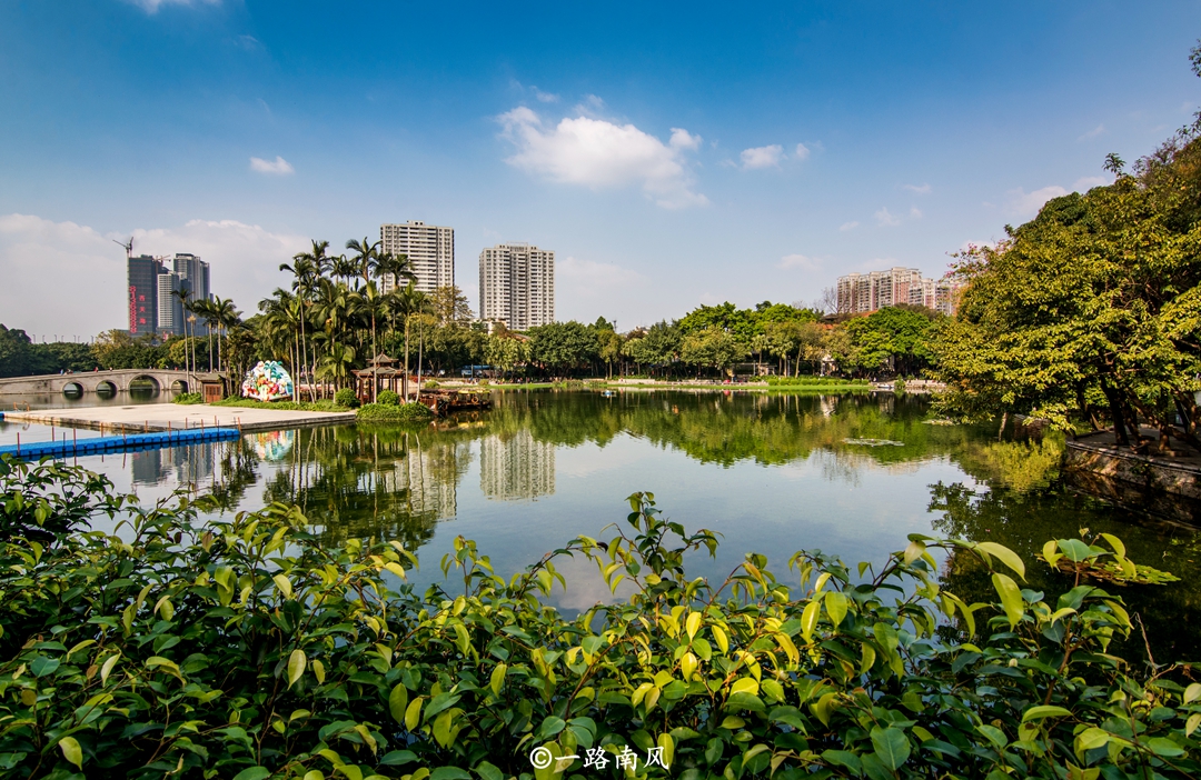 原创市民义务劳动建成广州最美的公园很多游客专程去游览