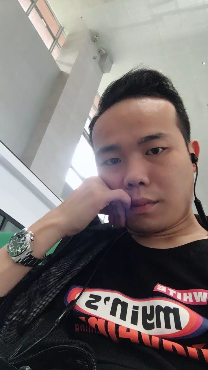 摄影 品茶职业:典当评估师性格:温和内敛籍贯:湖南省郴州市常驻地